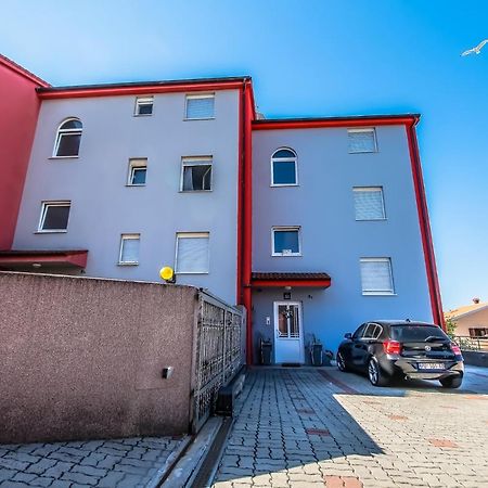 Apartments Saric Пула Экстерьер фото