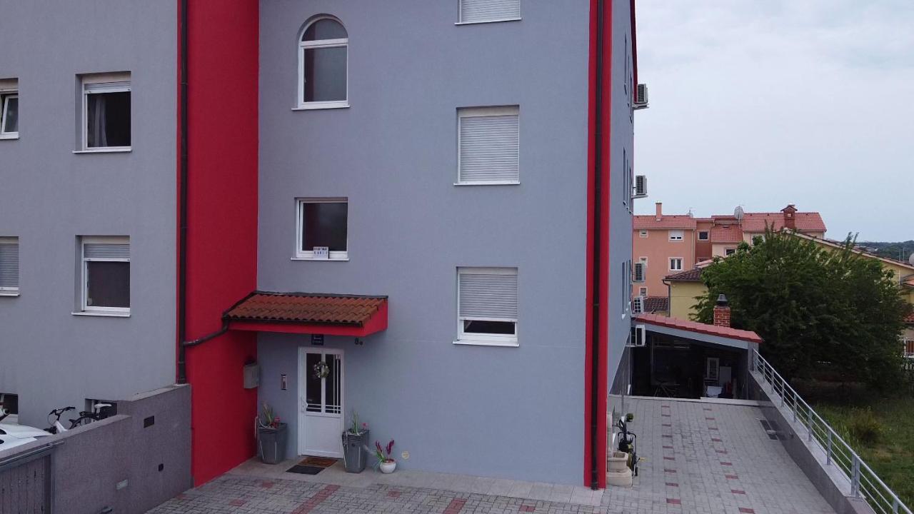 Apartments Saric Пула Экстерьер фото